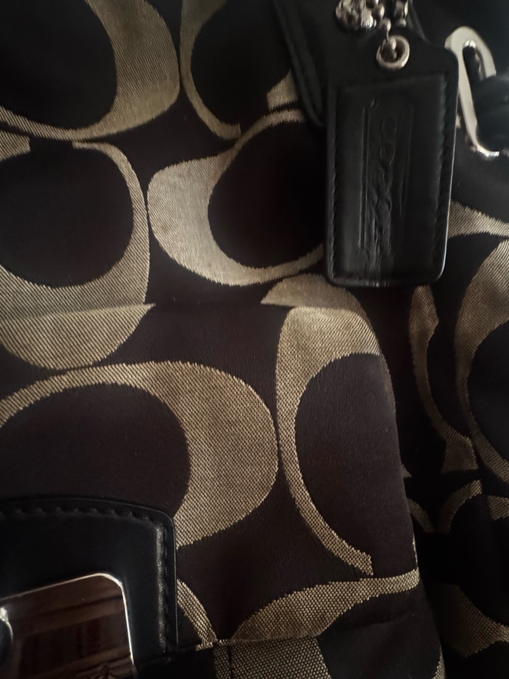 Coach Handbag - Picture 4 of 6